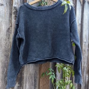 American eagle crop sweater